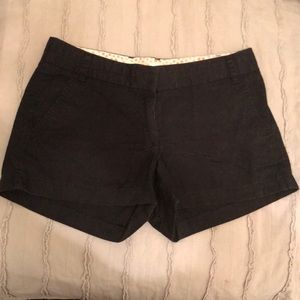 Women’s J. Crew classic chino shorts, size 6